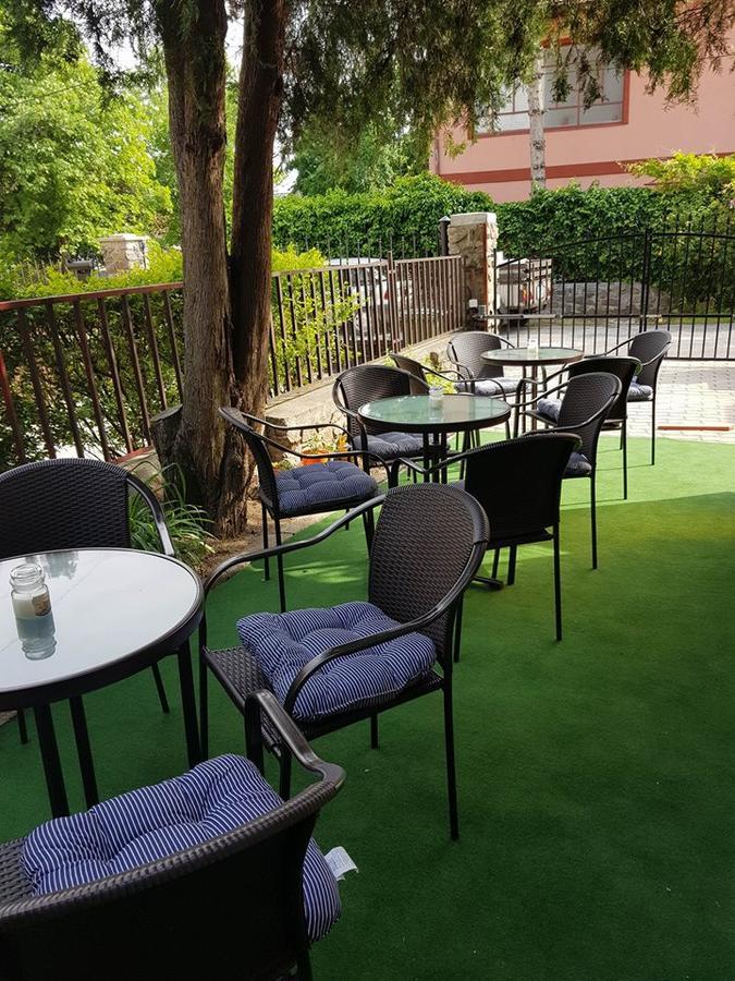 Nimrod Vendeghaz Sopron Hotell Exteriör bild